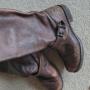 FRYE Buckle Boot Brown